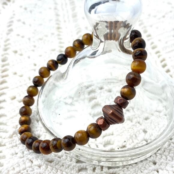 Tigers Eye Brass Stretch Bracelet - Picture 1 of 3